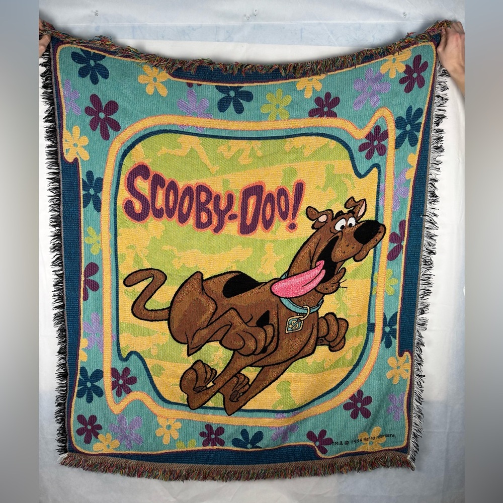 Vintage Scooby-Doo And Gang Hanna Barbera Woven Fringe Blanket 1999 54” X 48”